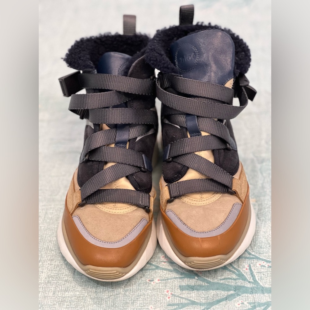 Chloé High-Top Sneakers 7 - Picture 6 of 16